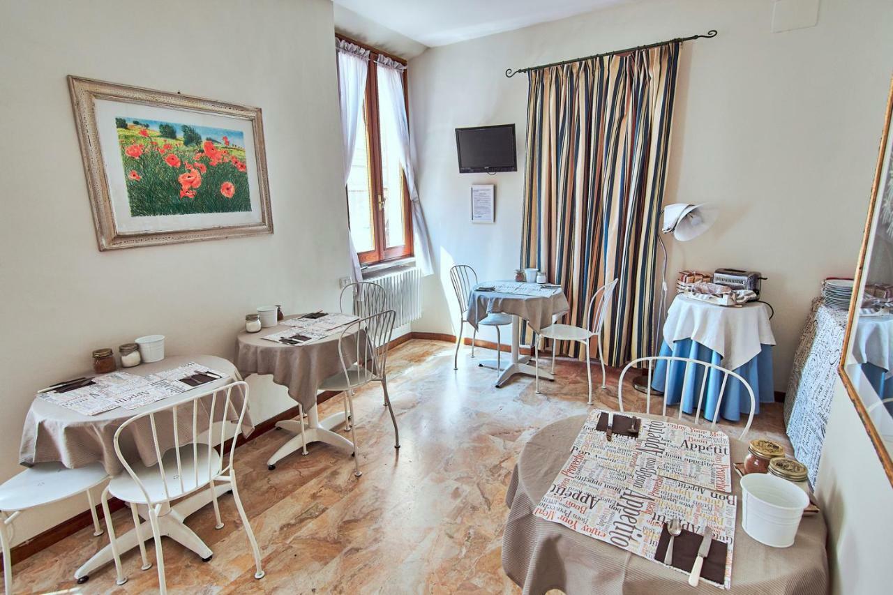 B&B Del Castello 산베네데토델트론토 외부 사진